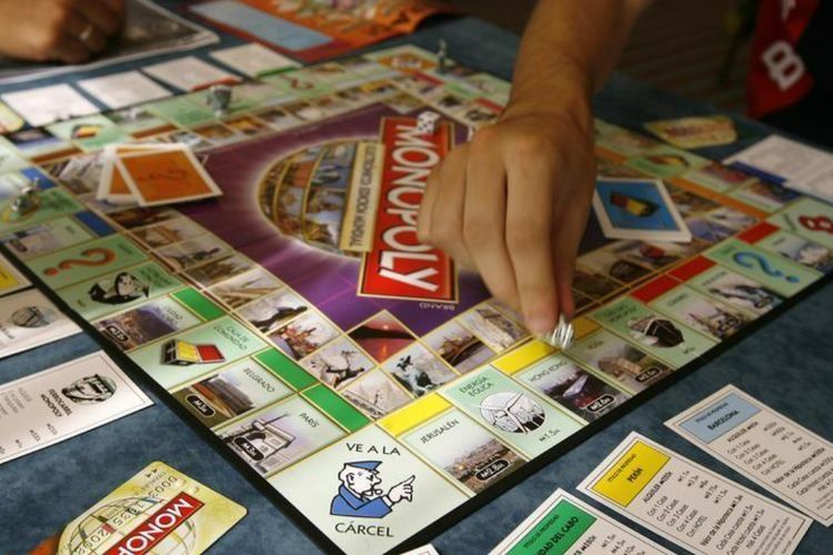 Kisah Pria di Belgia Berantem dengan Tunawisma yang Main Monopoli Sampai Jam 5 Pagi