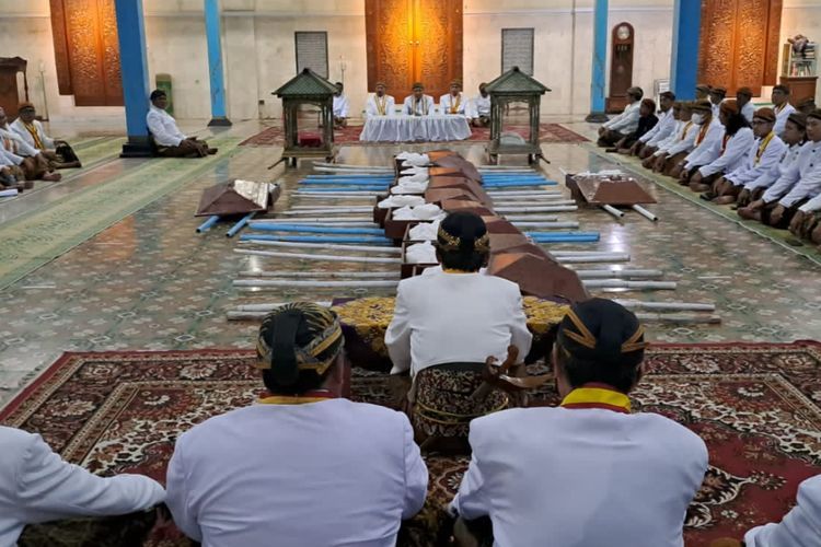 Hajad Dalem, Pembagian Zakat Fitrah oleh Keraton Kasunanan Surakarta Jelang Lebaran