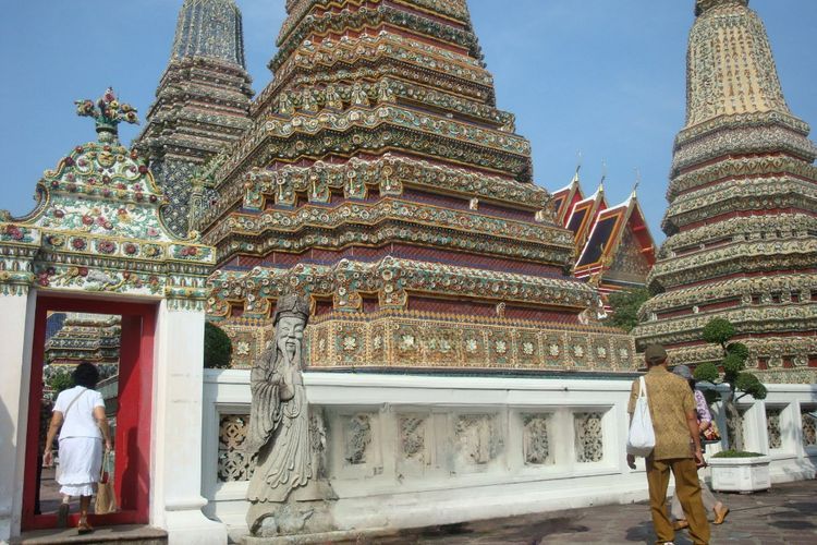Wat Pho, Kuil Megah dengan Patung Buddha Tidur Terbesar Di Dunia