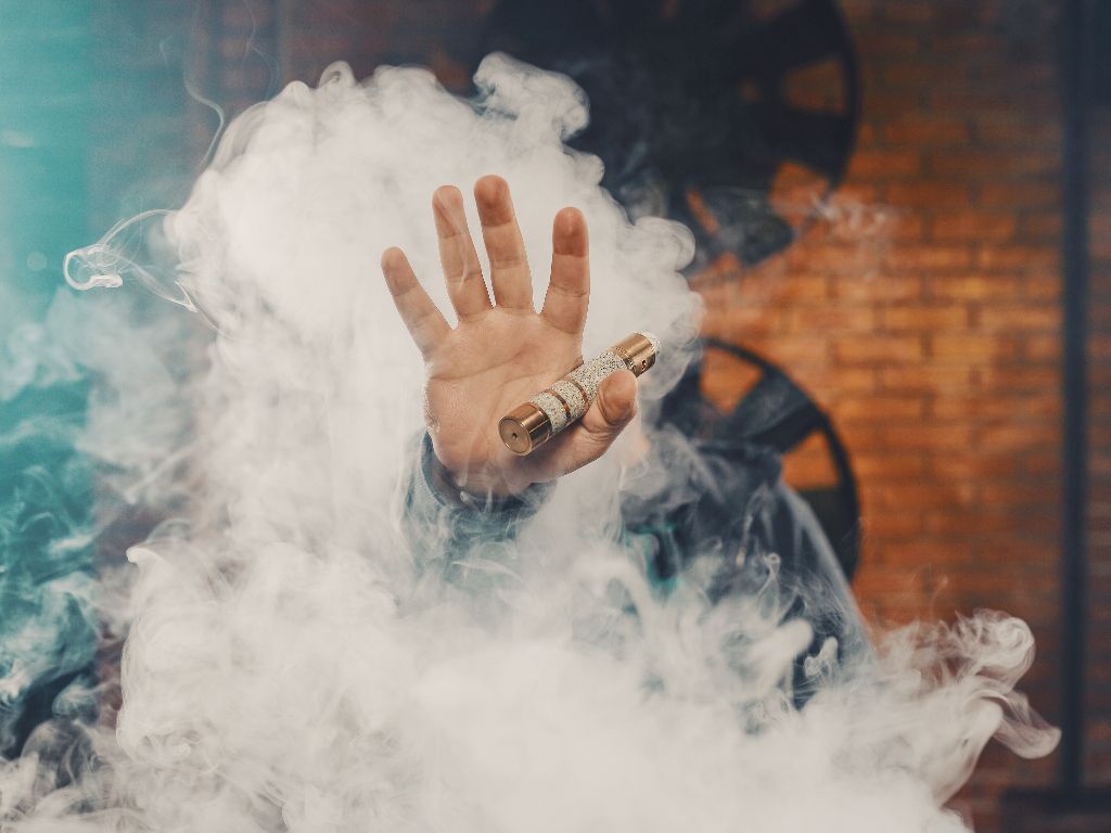 Bayi Rentan Terpapar Asap Rokok, Ini Risiko dan Cara Melindunginya