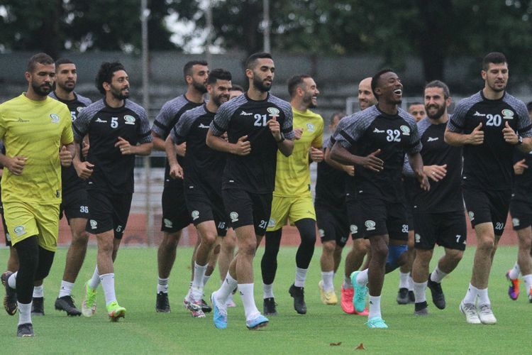 Pep Guardiola Minta Penggemar Sepak Bola Ramaikan Pertandingan Amal Catalunya vs Palestina