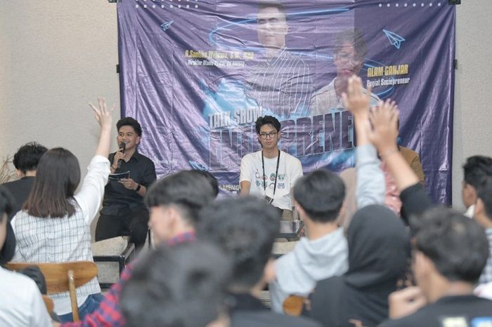 Bersama HIPMI Perguruan Tinggi se-Kota Bandung, Alam Ganjar Berbagi Pengalaman untuk Memulai Usaha
