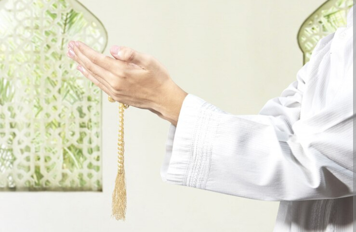 Merangkai Doa Menyambut Bulan Suci Ramadhan: Antara Tradisi dan Makna Spiritual