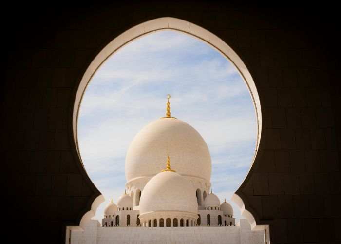 7 Keutamaan Sedekah di Bulan Ramadan, Pahala Berlipat dan Keberkahan Tiada Tara