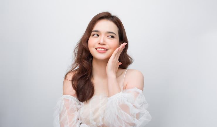 5 Tanda Kamu Memiliki Aura Positif Wanita Independen yang Kuat