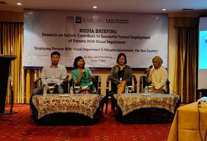 Penelitian Indonesia, Vietnam, Filipina Ungkap Kunci Sukses Tunanetra di Dunia Kerja