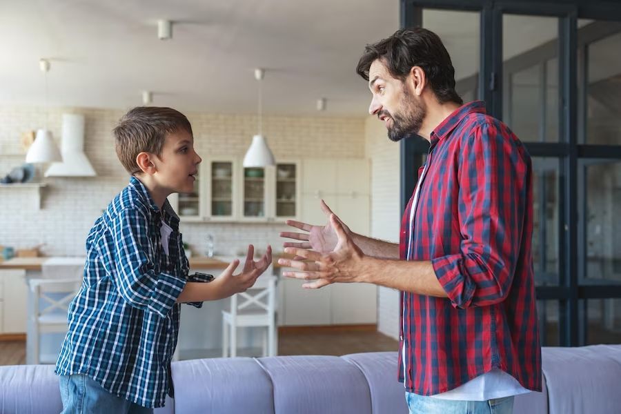 Kenapa Anak Sering Membantah? Ini 10 Alasan yang Sering Tak Disadari Orang Tua