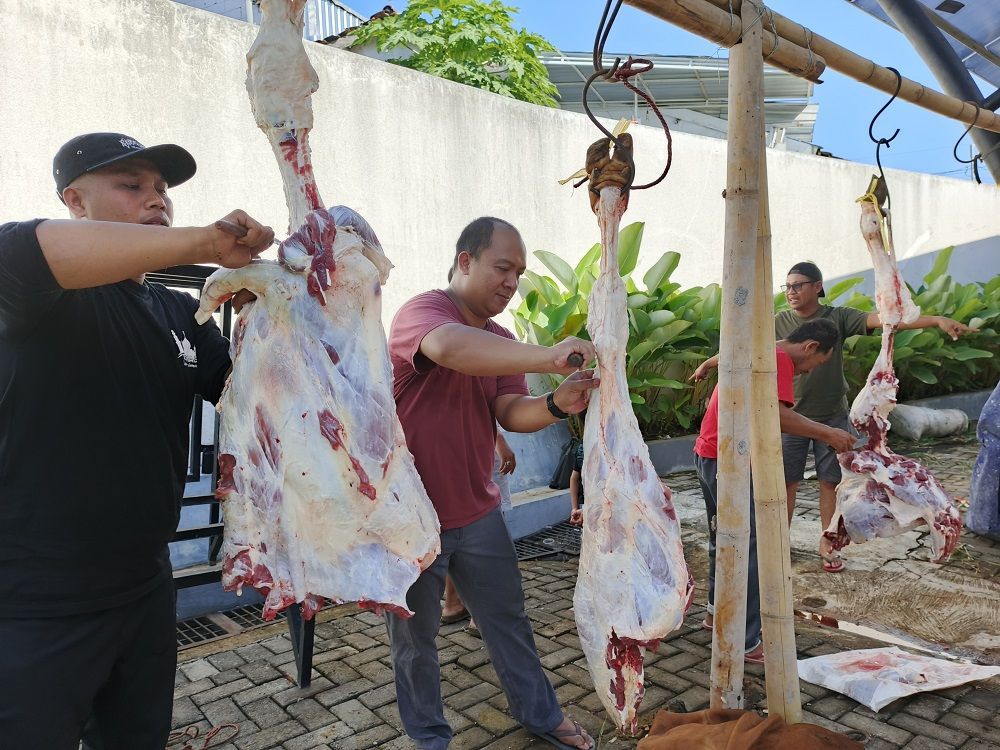 Jangan Asal Bagi! Ini Cara Pembagian Daging Kurban yang Benar Menurut Islam