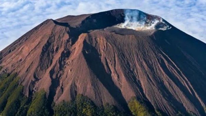 Cerita Horor di Gunung Slamet: Banyak Orang Hilang dan Tersesat, Termasuk Mahasiswa Asal Magelang