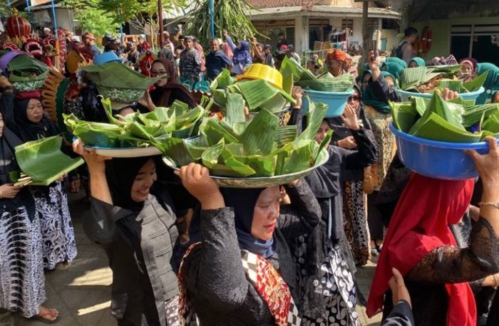 Tradisi Ithuk-Ithukan: Rasa Syukur Suku Osing Rejopuro atas Air yang Tak Pernah Kering