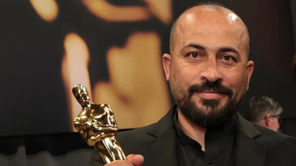Profil Hamdan Ballal, Sutradara Dokumenter No Other Land yang Diserang dan Diculik oleh Pemukim Israel