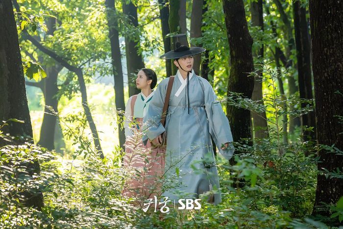 7 Drakor Saeguk Komedi Romantis yang Bikin Baper dan Ngakak Sekaligus!