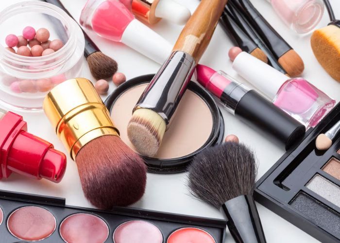 Fast Beauty dan Konsumerisme: Tren Kecantikan yang Bikin Boros