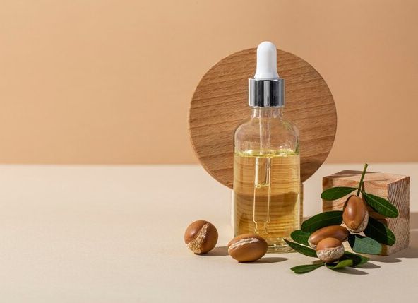 5 Manfaat Minyak Argan untuk Kecantikan, Cegah Penuaan Dini hingga Hilangkan Strech Mark