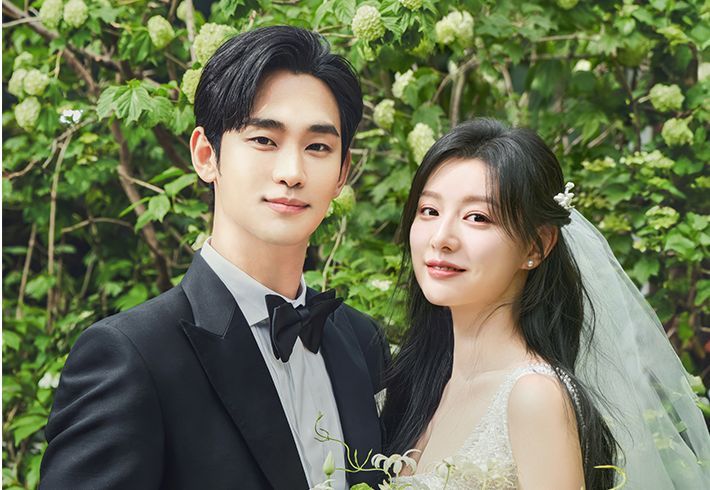 Jadi Sorotan, Detail Cincin Pernikahan dan Sepatu Kim Ji Won dan Kim Soo Hyun di Drakor 'Queen of Tears'