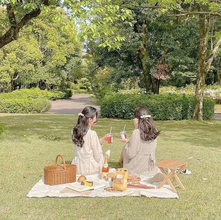 17 Caption Selamat Pagi Bersama Sahabat yang Estetik, Bikin Feed Makin Hangat dan Berarti