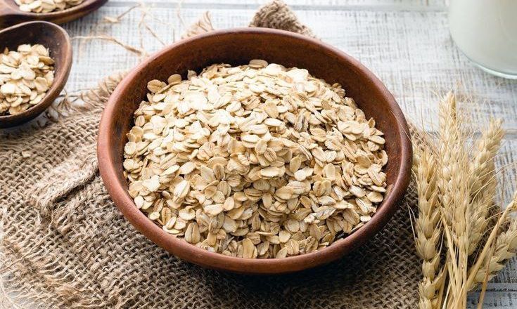 5 Masker Oatmeal Alami untuk Wajah Glowing dan Bebas Kusam