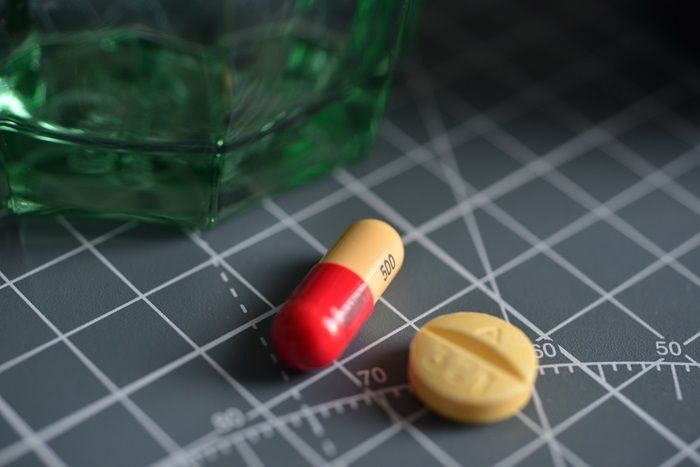 Moms, Anak Demam Cuma Perlu Antibiotik tapi Harus yang Tepat