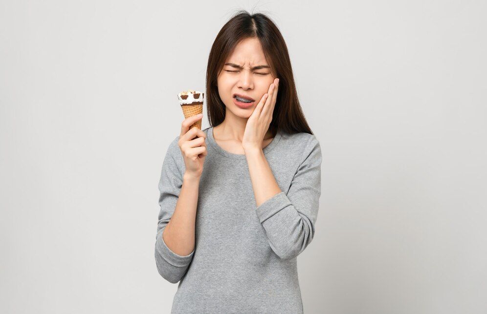 8 Makanan dan Minuman Dapat Merusak Gigi, Jangan Gampang Tergoda Tampilannya!