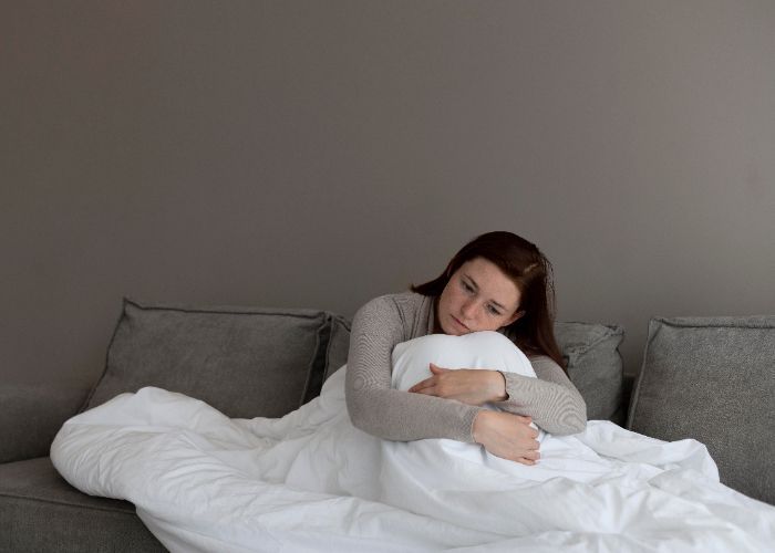 Gampang Bangun Tengah Malam? Coba Tips Tidur Nyenyak Ini!