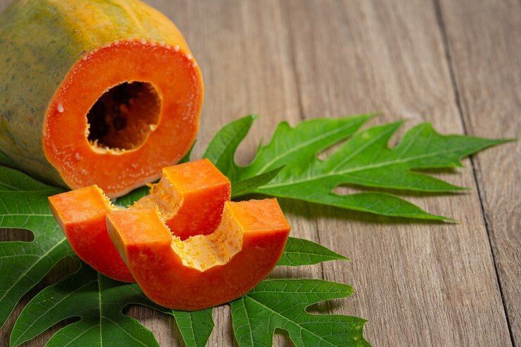 Gak Cuma Dilihat dari Bentuk, Simak 5 Cara Memilih Buah Pepaya yang Sudah Matang!