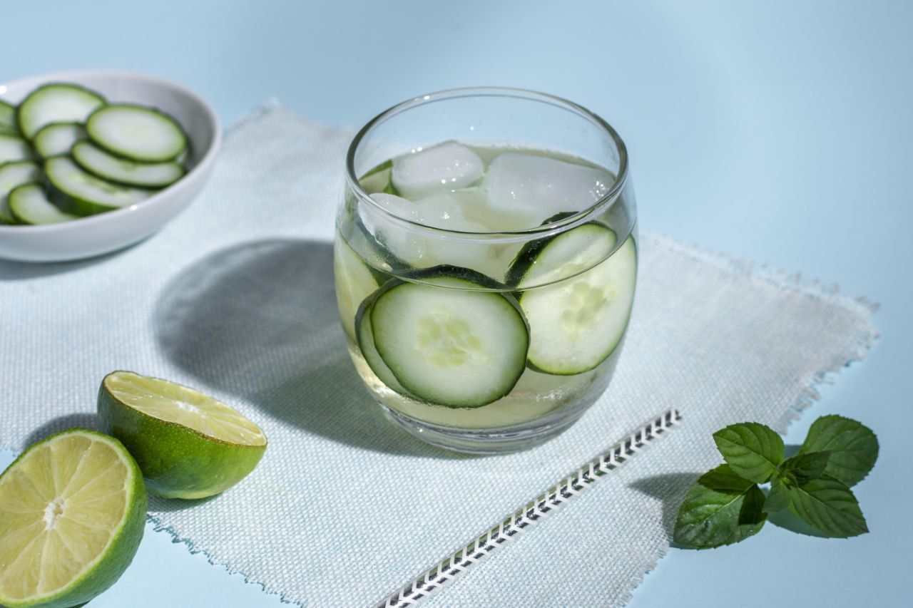 Terungkap! Manfaat Luar Biasa Infused Water Timun yang Jarang Diketahui