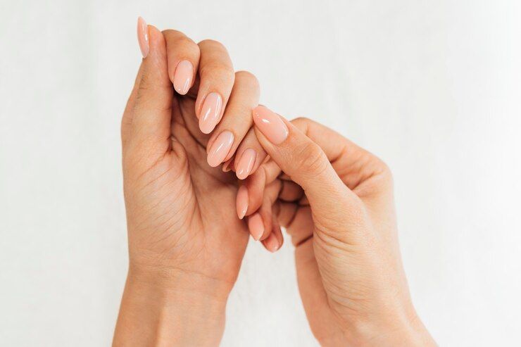 4 Vitamin Terbaik untuk Pertumbuhan Kuku, Yuk Catat!