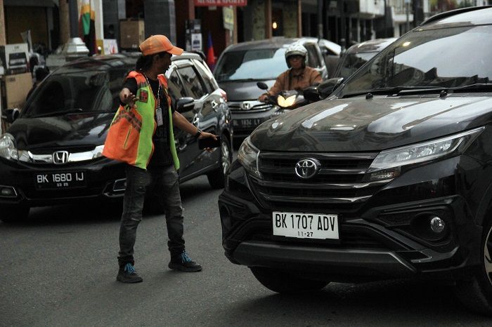 Parkir Liar Jadi Salah Satu Penyebab Macet Jakarta, Kapolda Metro: Kita Minta Masyarakat Sadar