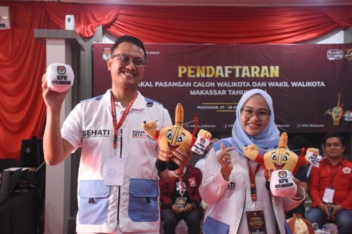 Pilwalkot Makassar: Seto-Rezki Jadi Pendaftar Pertama di KPU, Diusung 4 Partai