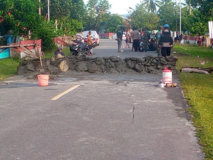 Tragis! Warga Tomalehu Tewas Ditikam di Depan Toko