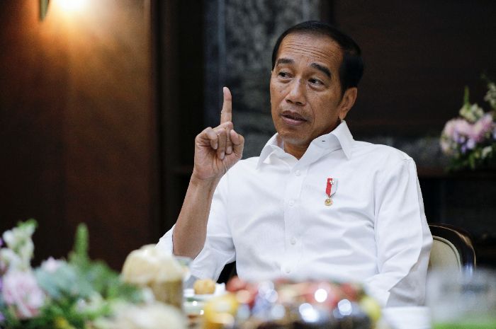 Presiden ke-7 Jokowi Tiba di Polda Metro, Sempat ke Gedung SPKT untuk Buat Laporan