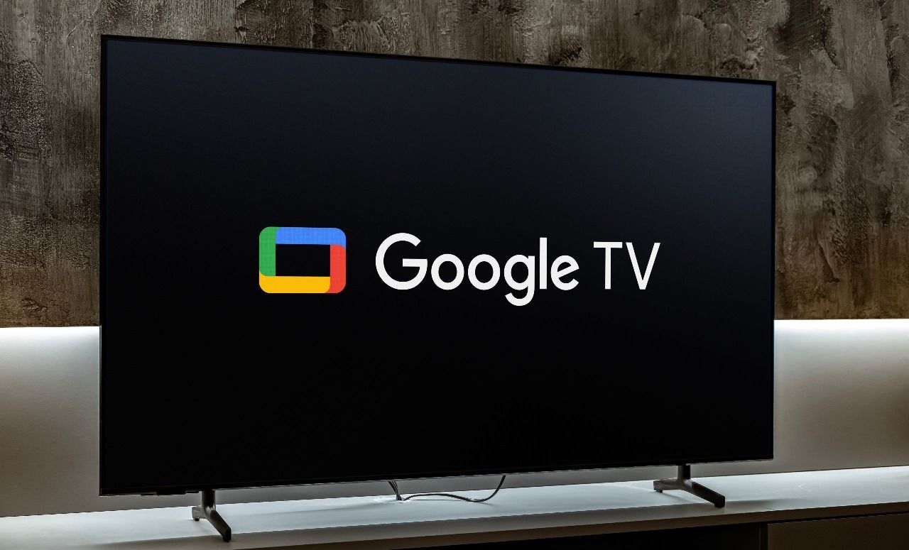 Bisa Gak Sih TV Dipakai Jadi Monitor PC? Ini 5 Faktanya