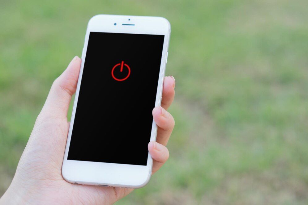 6 Solusi Praktis Atasi Ghost Touch, Layar HP Jadi Normal Lagi!