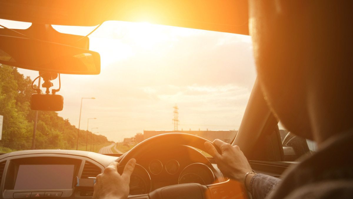 5 Efek Samping Mobil Keseringan Dijemur Matahari, Bisa Merusak Cat!