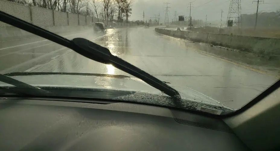 Masuk Musim Hujan, Kenali 5 Kerusakan Wiper Mobil yang Sering Terjadi dan Harus Kamu Ketahui!