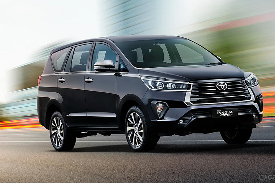 Perbandingan Toyota Innova Diesel dan Bensin, Lebih Efisien Mana?