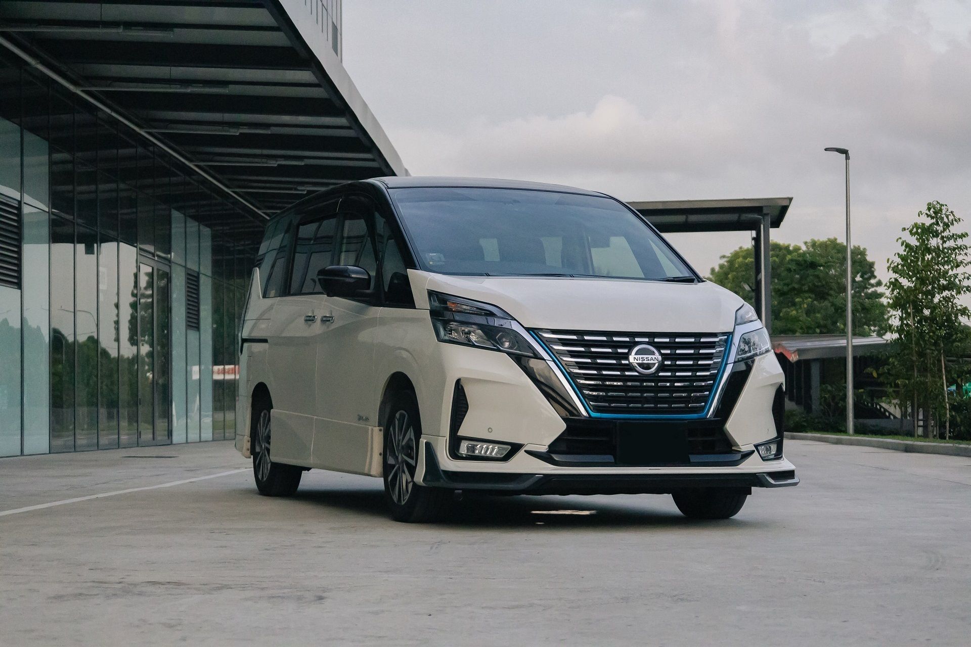 Update Harga All New Nissan Serena e-Power Terbaru Juli 2025: MPV Premium yang Irit dan Berkelas!