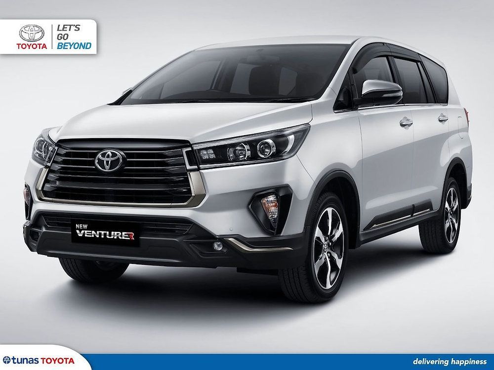 5 Perbedaan Innova Reborn Tipe Q dan Venturer, Lebih Mewah Mana?