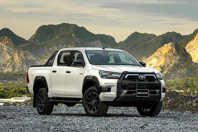Update Harga Toyota Hilux Double Cabin Terbaru November 2025, Masih Jadi Andalan Pengusaha!