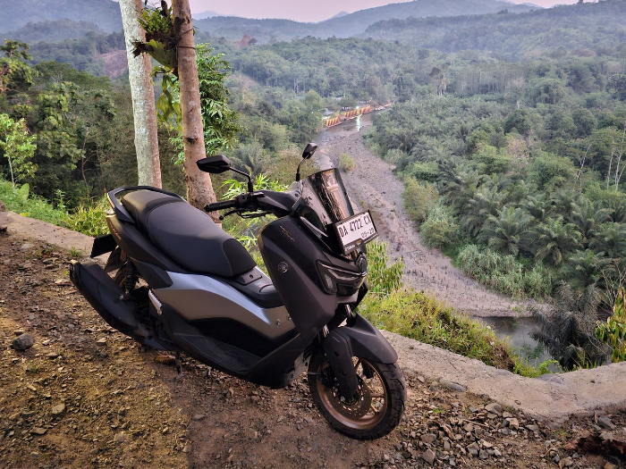 Adu Harga Motor Matic Yamaha 155cc Terbaik yang Ada di Indonesia: Siapa yang Paling Murah?