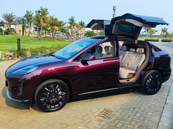 Update Harga AION Hyptec HT Terbaru Oktober 2025, Bentuknya Minimalis dan Stylish!