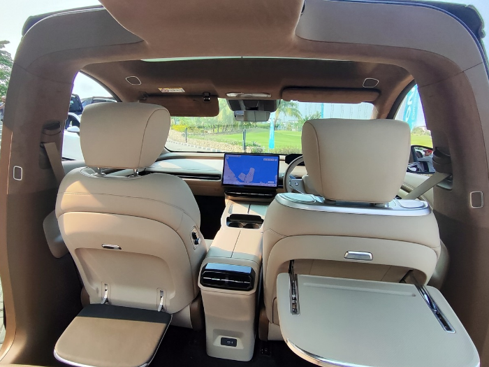 5 Keunggulan AION Hyptec HT Terbaru yang Wajib Kamu Pertimbangkan: Interiornya Mewah Banget!