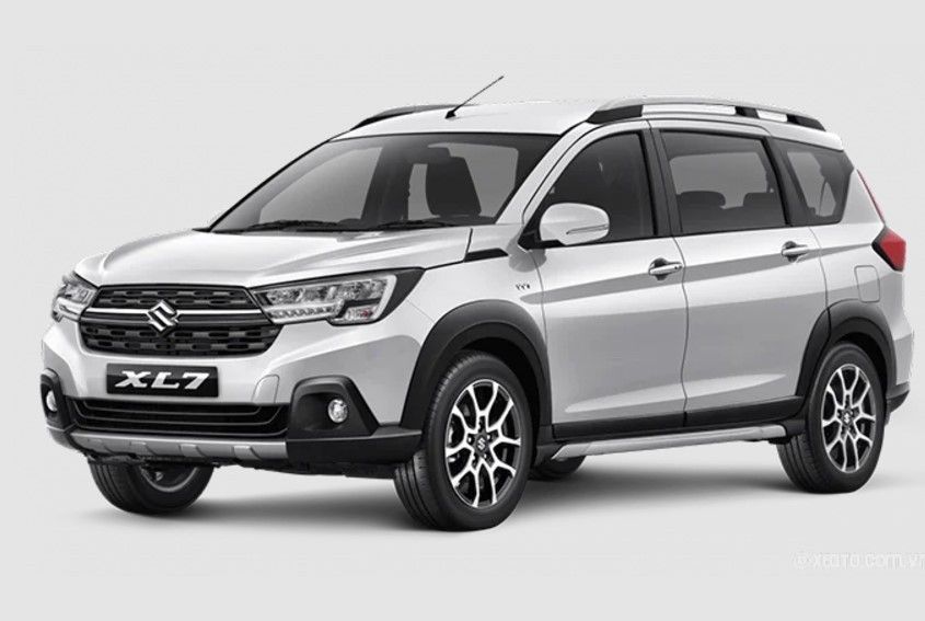 5 Perbandingan Suzuki XL7 Hybrid vs Mitsubishi Xpander Cross Facelift 2025, Mana Low SUV Terbaik?