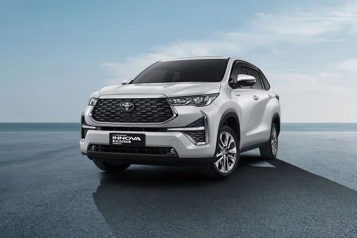 5 Kelebihan Toyota Innova Zenix 2.0 G CVT 2024, Cocok dan Nyaman Banget untuk Keluarga!