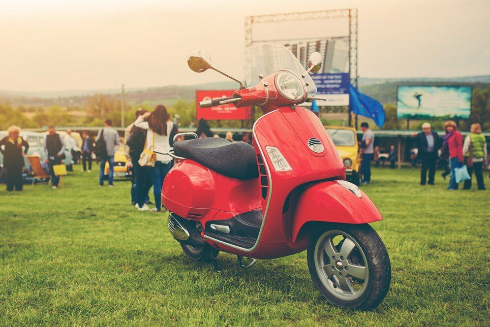 5 Penyebab Kenapa Vespa Matic Bensinnya Boros, Perhatikan Gaya Berkendara!