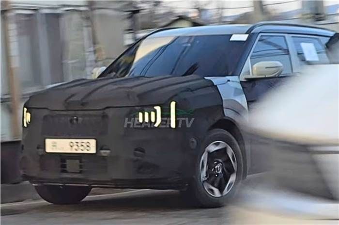Kia Seltos Facelift Terpantau Diuji Coba di India, Tampil dengan Desain Headlamp Baru!