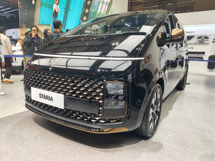 Berapa Harga Hyundai Staria Terbaru Juli 2025? Apakah Masih Layak Jadi Mobil Keluarga Besar?