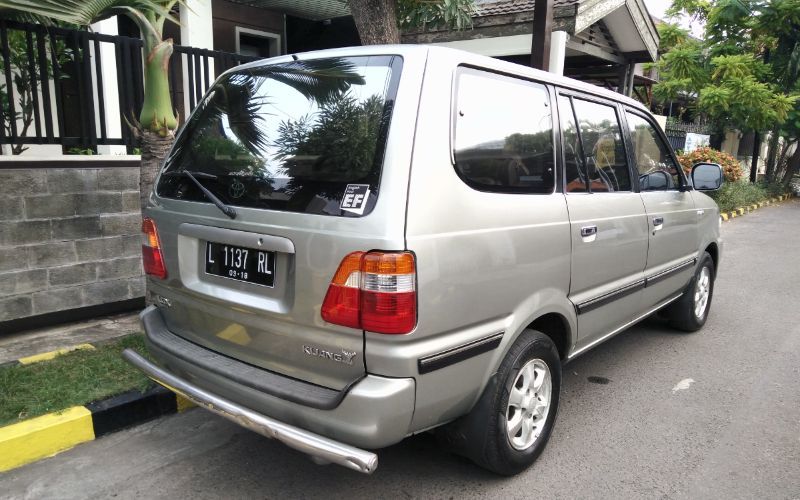 Toyota Kijang LGX Lagi Ramai Diperbincangkan, Berapa Harga Pasarannya Sekarang?
