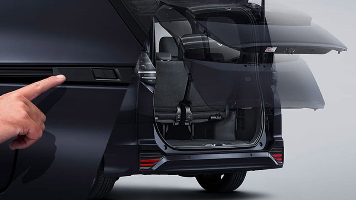 Seberapa Layak Toyota Voxy Terbaru Jadi Mobil Harian Keluarga? Ini 5 Jawaban Pentingnya!