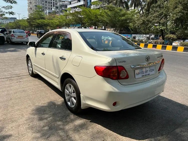 Update Harga Toyota Corolla Altis Second Tahun 2015 yang Bisa Masuk Radar Pilihanmu, Worth It Gak?